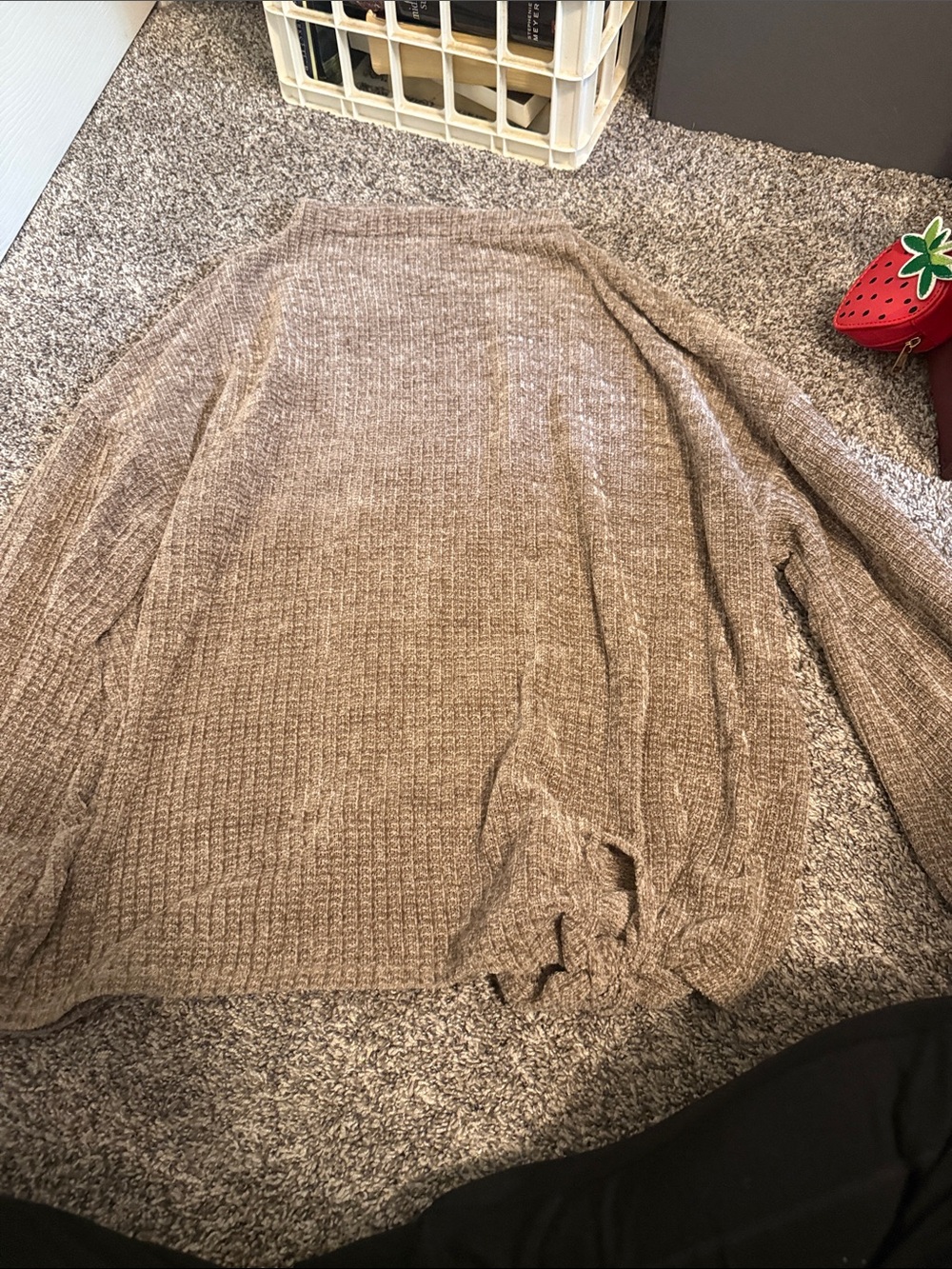 Cozy Women's Knit Sweater - Taupe